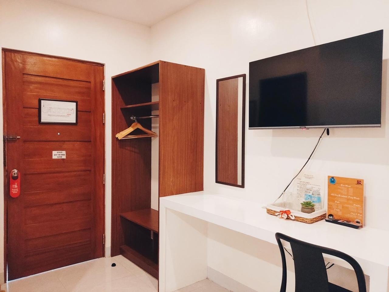 Aurelle Inn 레가스피 외부 사진